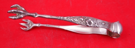 Sugar Tong different  w/ claws  wl wild rose motif  4 1/4